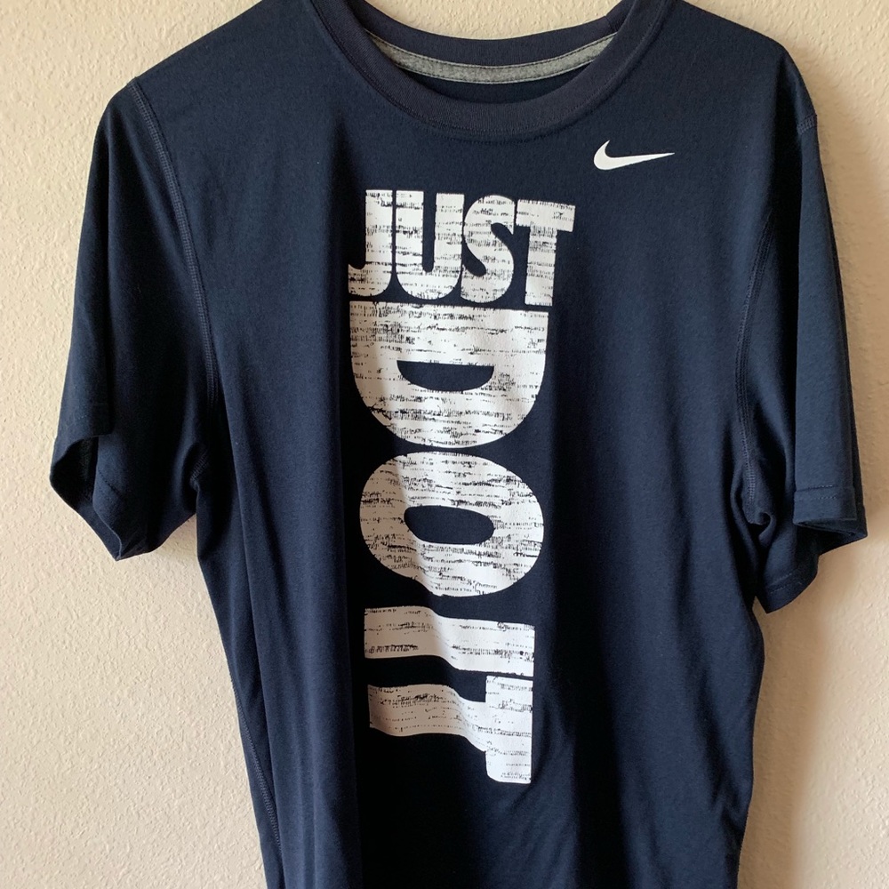 Nike Dri Fit (Just do it)